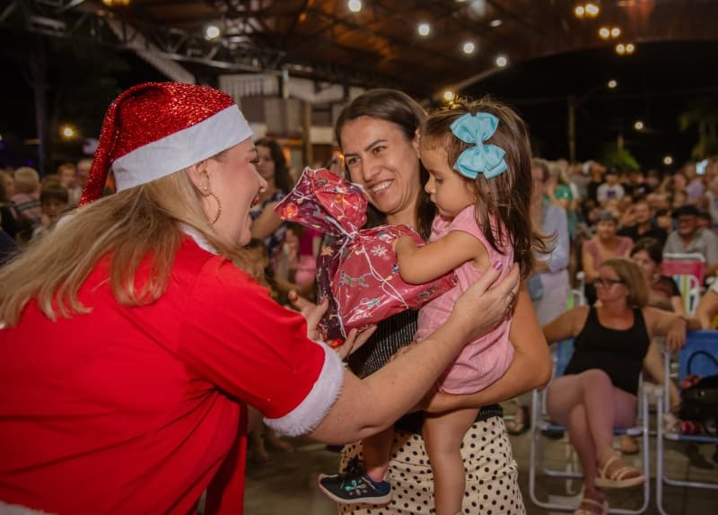 Entrega dos Pacotinhos 2024